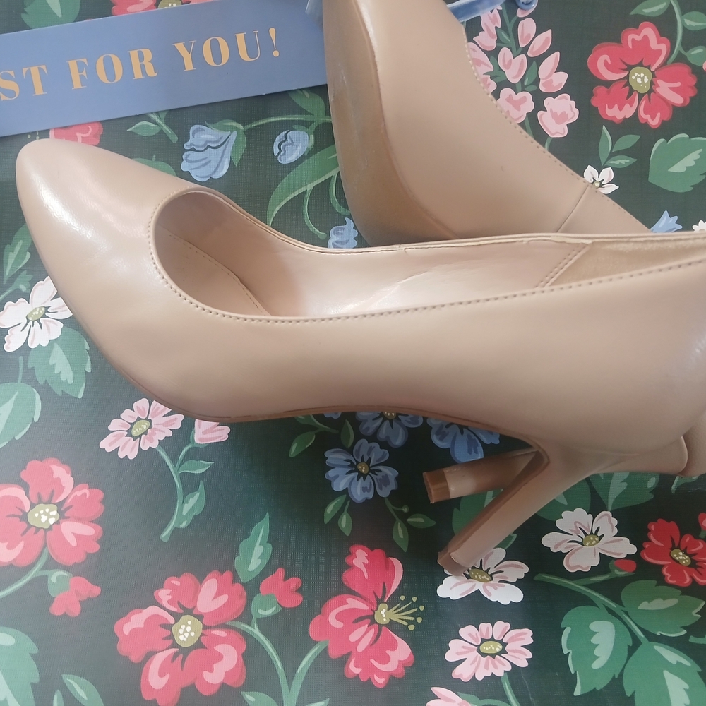 Cole Haan Classic Beige Heels